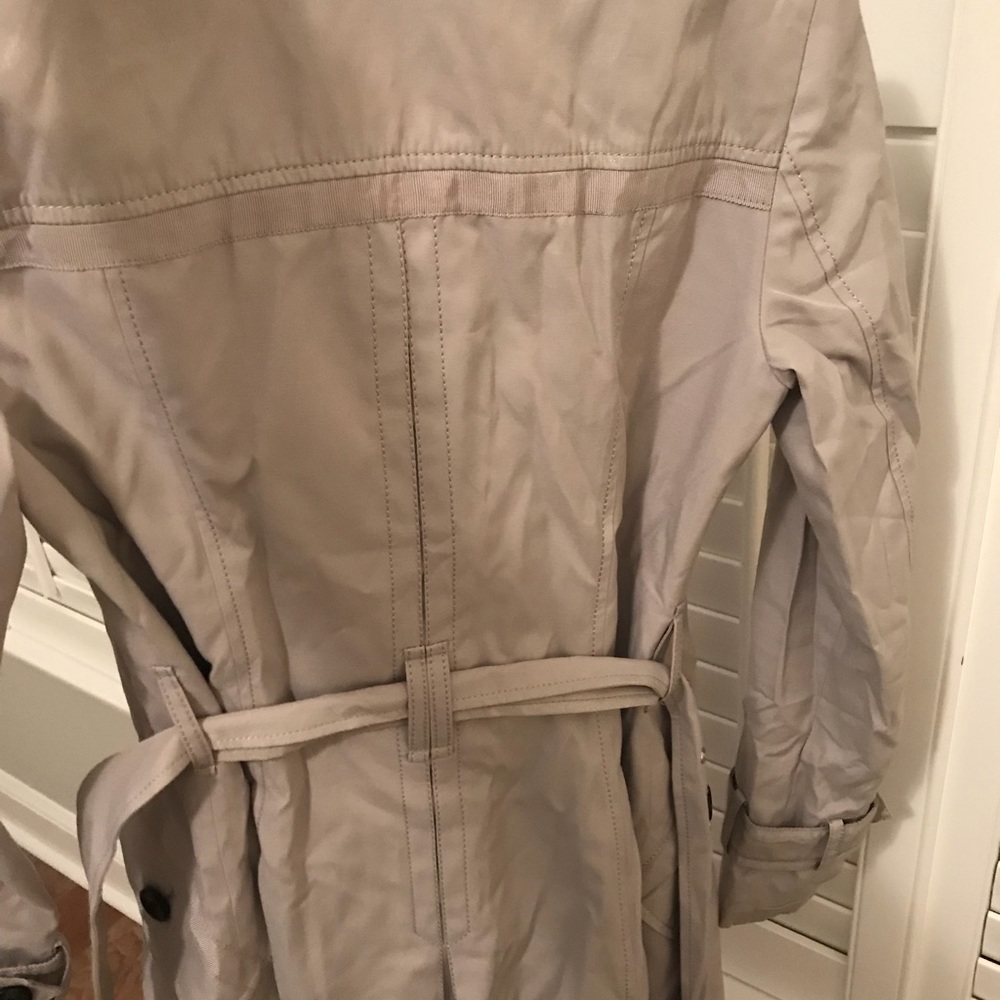 Vince Camuto Trench - Picture 2 of 2